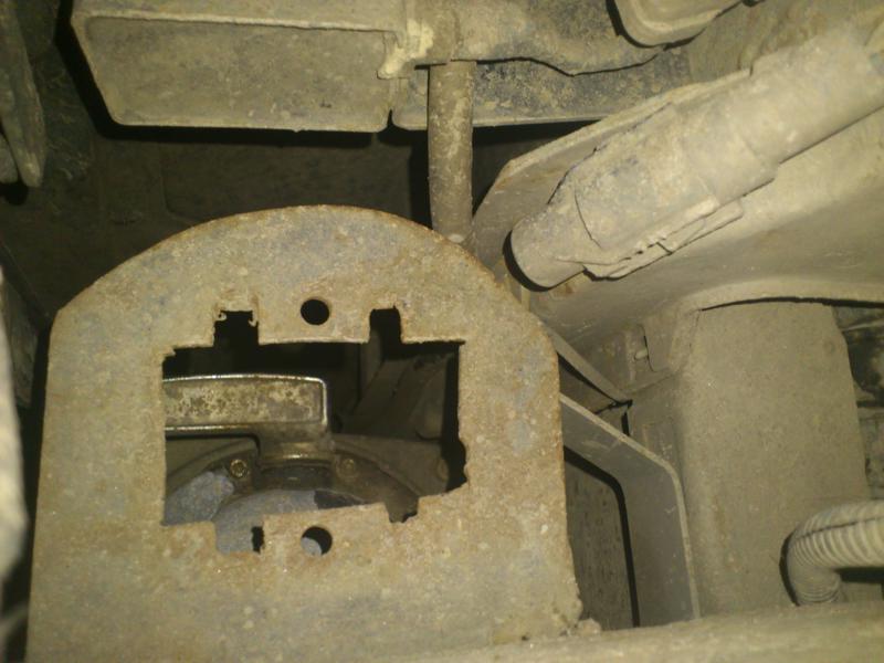 mocowanie hebla nadkole.jpg